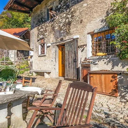 Ginestre Casa vacanze Arola (Piedmont)